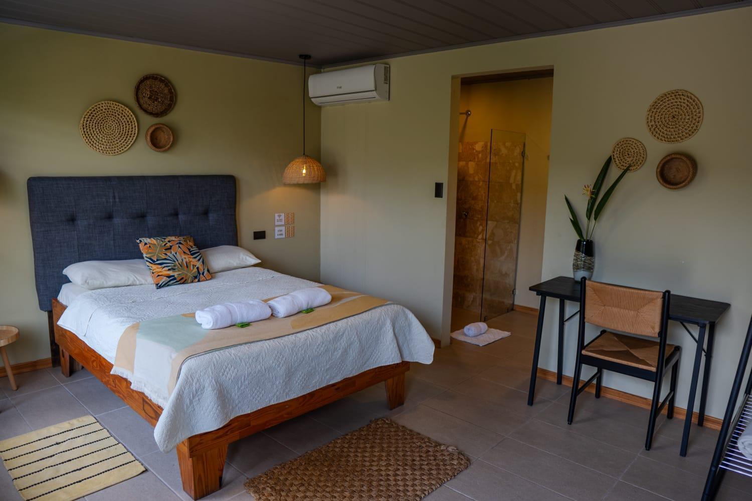 Hotel Y Cabinas Del Tropico Guápiles 외부 사진