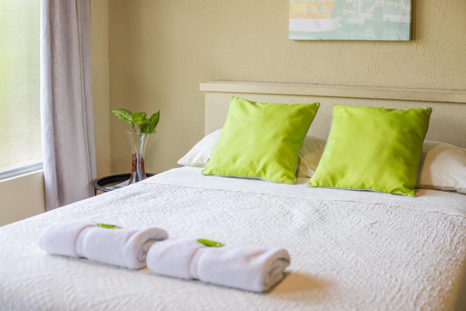 Hotel Y Cabinas Del Tropico Guápiles 외부 사진